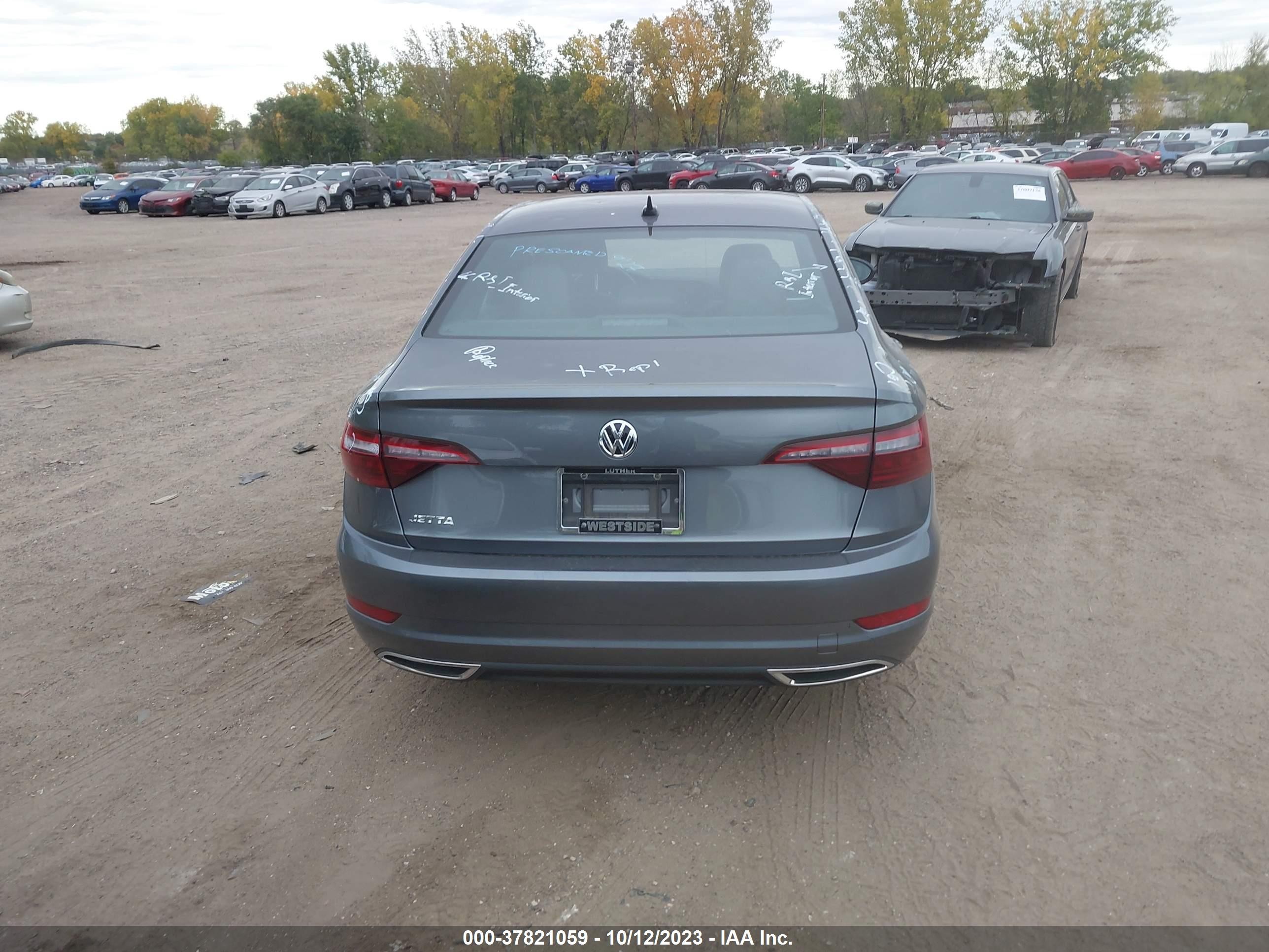 Photo 15 VIN: 3VWC57BU2MM088685 - VOLKSWAGEN JETTA 