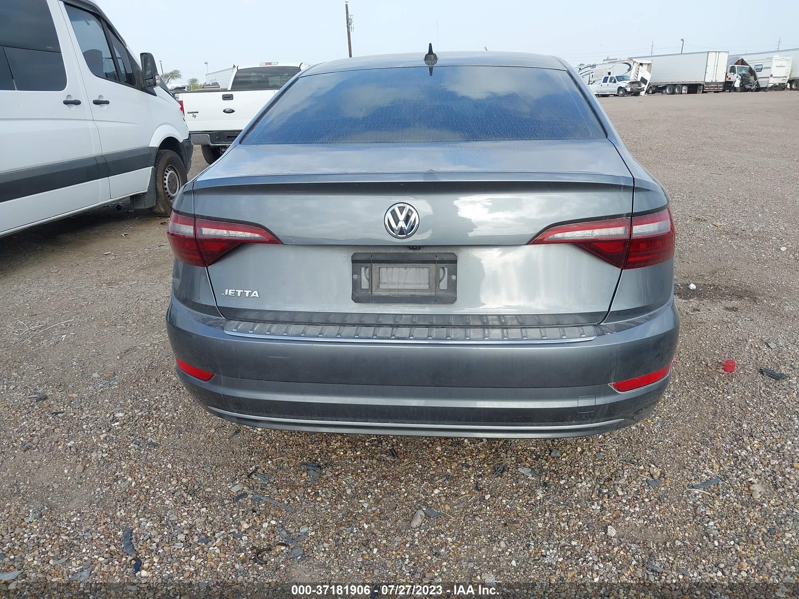 Photo 16 VIN: 3VWC57BU2MM093885 - VOLKSWAGEN JETTA 