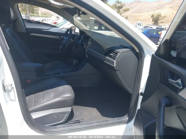 Photo 4 VIN: 3VWC57BU3MM003854 - VOLKSWAGEN JETTA 