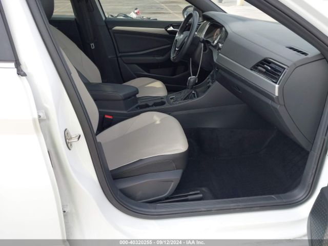 Photo 4 VIN: 3VWC57BU3MM078974 - VOLKSWAGEN JETTA 