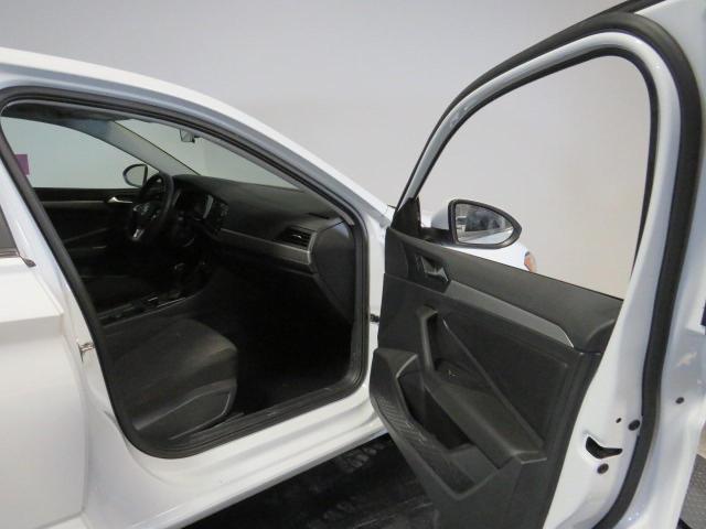 Photo 4 VIN: 3VWC57BU3MM096696 - VOLKSWAGEN JETTA 