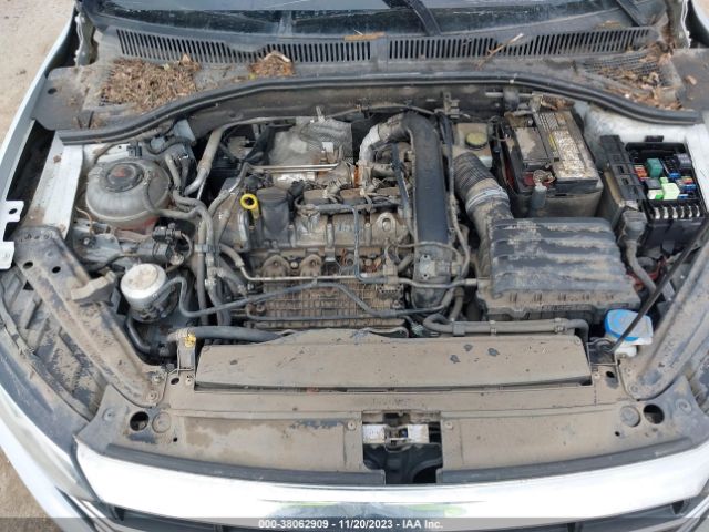 Photo 9 VIN: 3VWC57BU4KM023737 - VOLKSWAGEN JETTA 