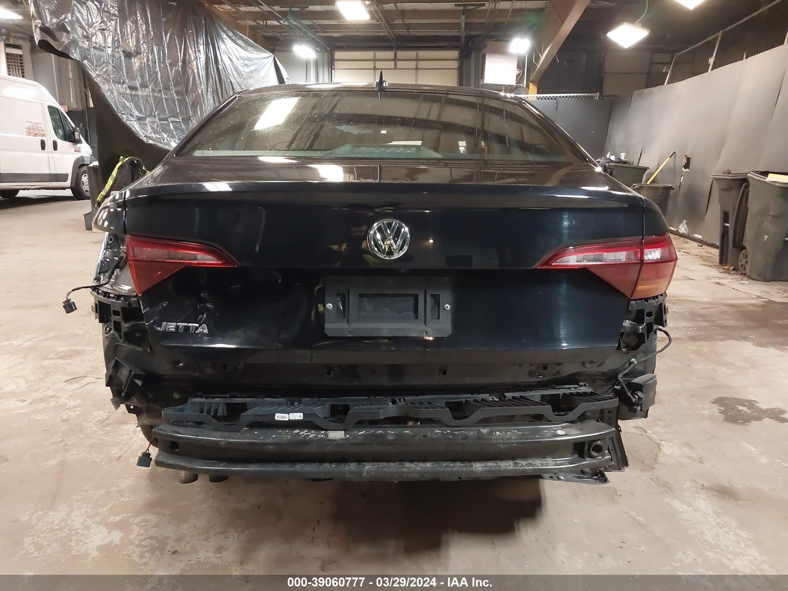 Photo 16 VIN: 3VWC57BU4KM258672 - VOLKSWAGEN JETTA 