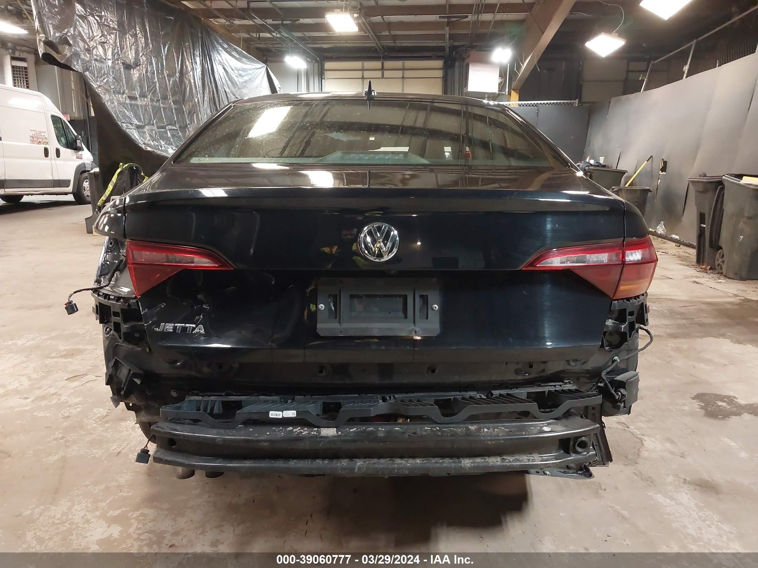 Photo 5 VIN: 3VWC57BU4KM258672 - VOLKSWAGEN JETTA 