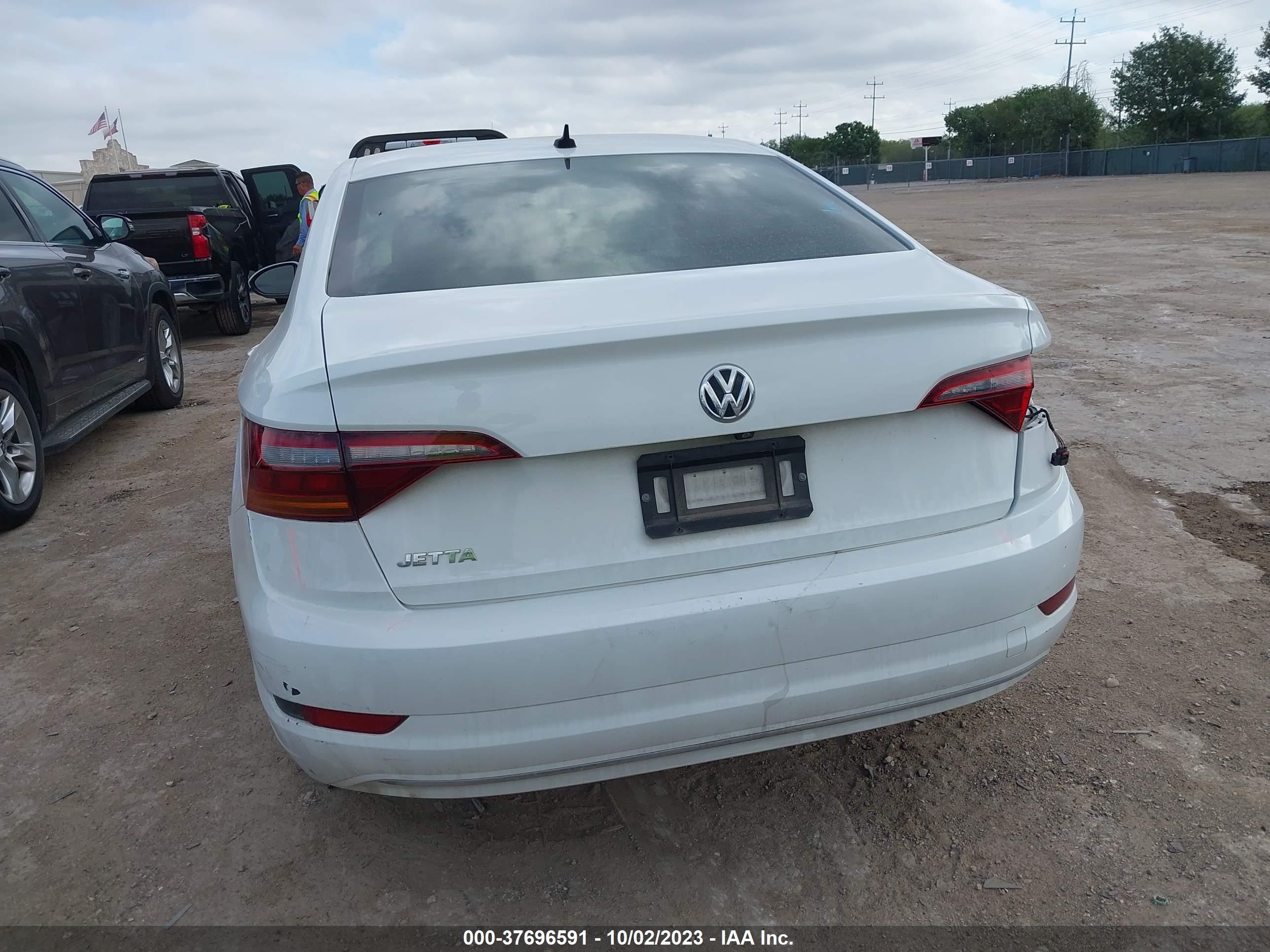 Photo 16 VIN: 3VWC57BU5KM027098 - VOLKSWAGEN JETTA 