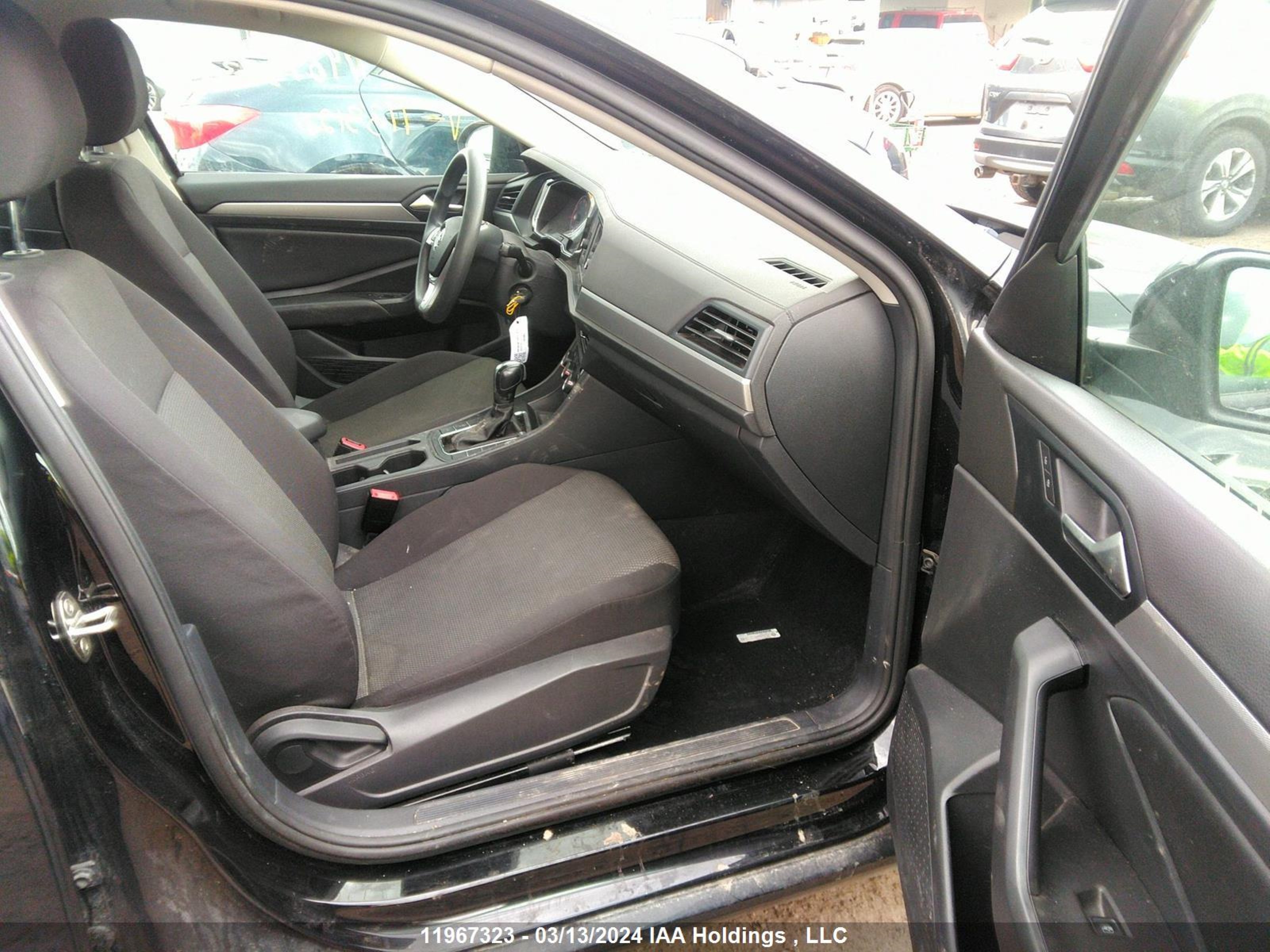 Photo 4 VIN: 3VWC57BU6KM113312 - VOLKSWAGEN JETTA 