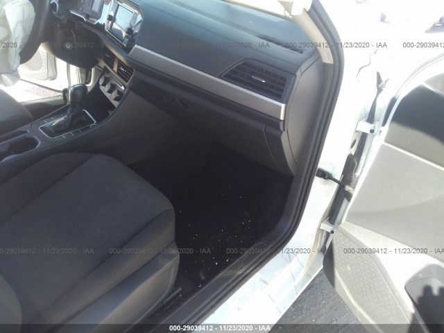 Photo 4 VIN: 3VWC57BU7KM074598 - VOLKSWAGEN JETTA 