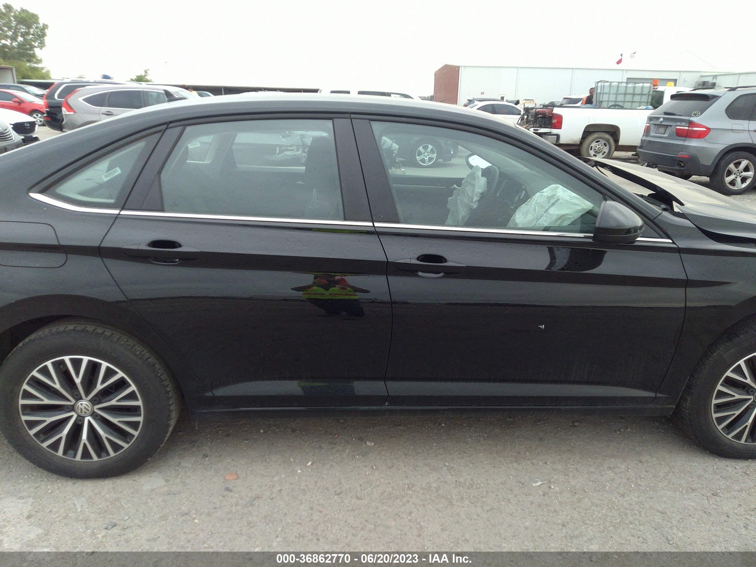 Photo 13 VIN: 3VWC57BU7MM047209 - VOLKSWAGEN JETTA 