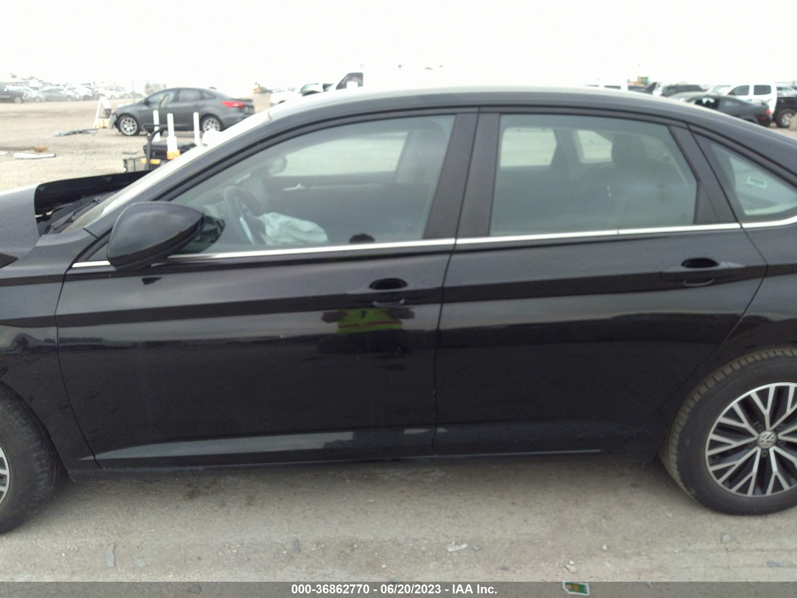 Photo 14 VIN: 3VWC57BU7MM047209 - VOLKSWAGEN JETTA 