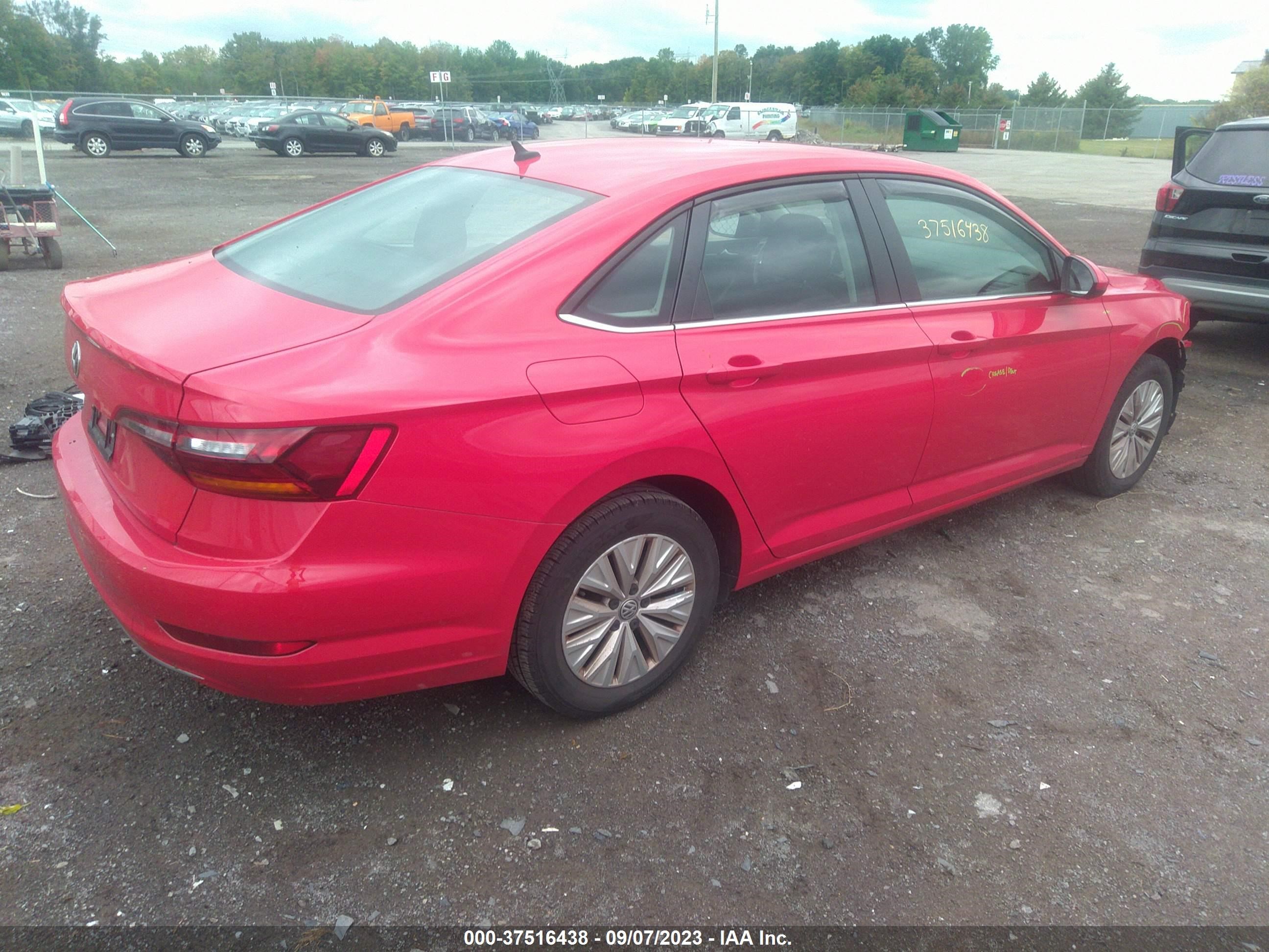 Photo 3 VIN: 3VWC57BU8KM024812 - VOLKSWAGEN JETTA 