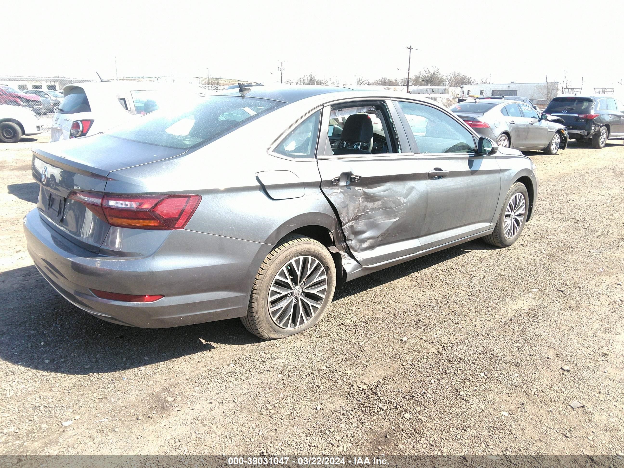 Photo 3 VIN: 3VWC57BU8KM249442 - VOLKSWAGEN JETTA 