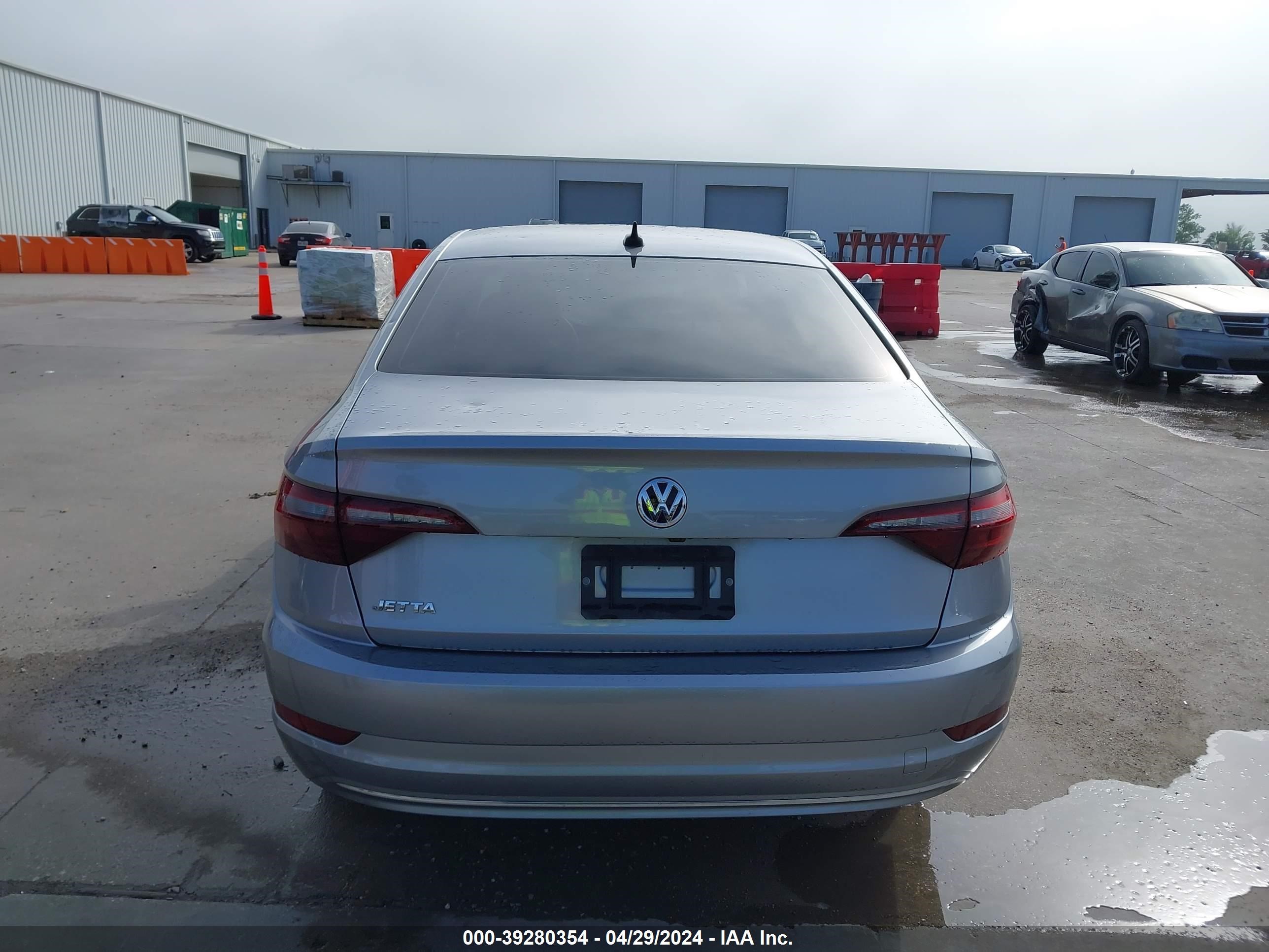 Photo 14 VIN: 3VWC57BU8MM069395 - VOLKSWAGEN JETTA 