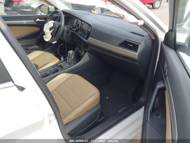 Photo 4 VIN: 3VWC57BU9MM041993 - VOLKSWAGEN JETTA 