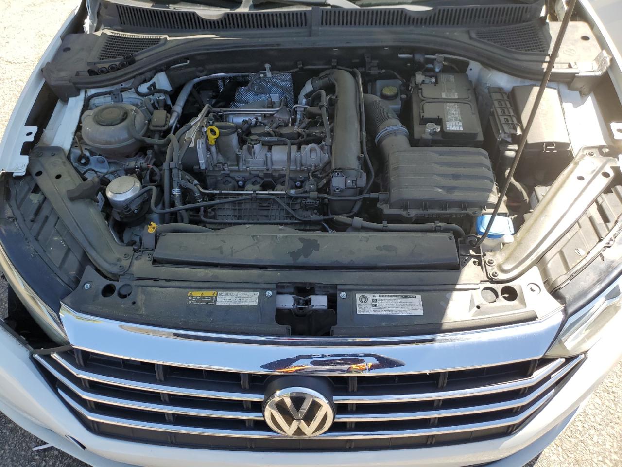 Photo 10 VIN: 3VWC57BUXKM127309 - VOLKSWAGEN JETTA 