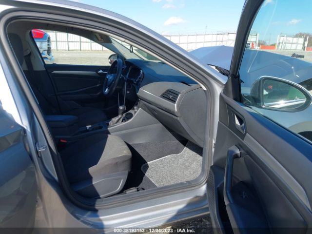 Photo 4 VIN: 3VWC57BUXMM037659 - VOLKSWAGEN JETTA 