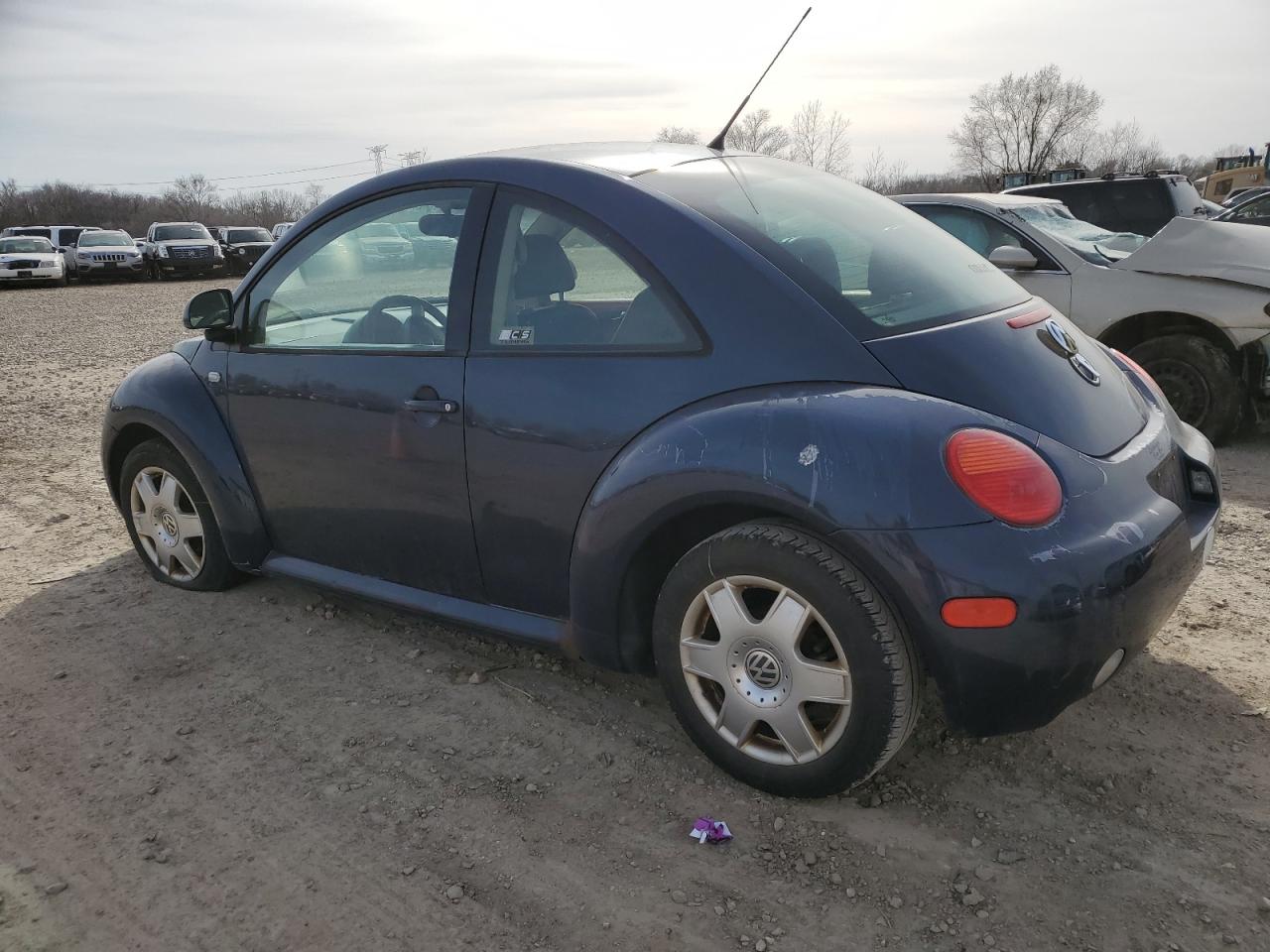 Photo 1 VIN: 3VWCA21C6YM493493 - VOLKSWAGEN BEETLE 