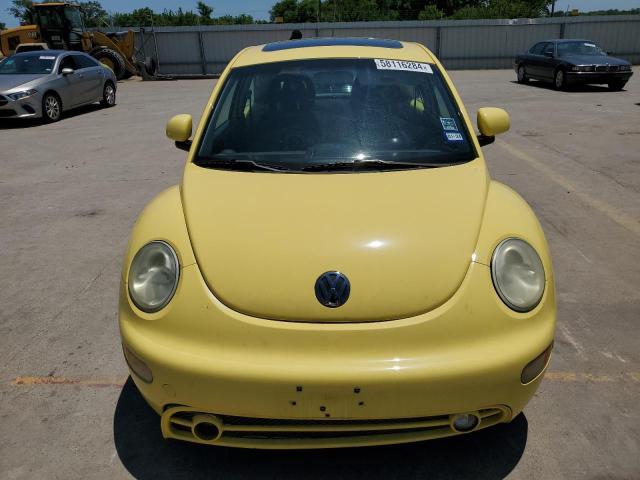 Photo 4 VIN: 3VWCA21CXYM483906 - VOLKSWAGEN BEETLE 