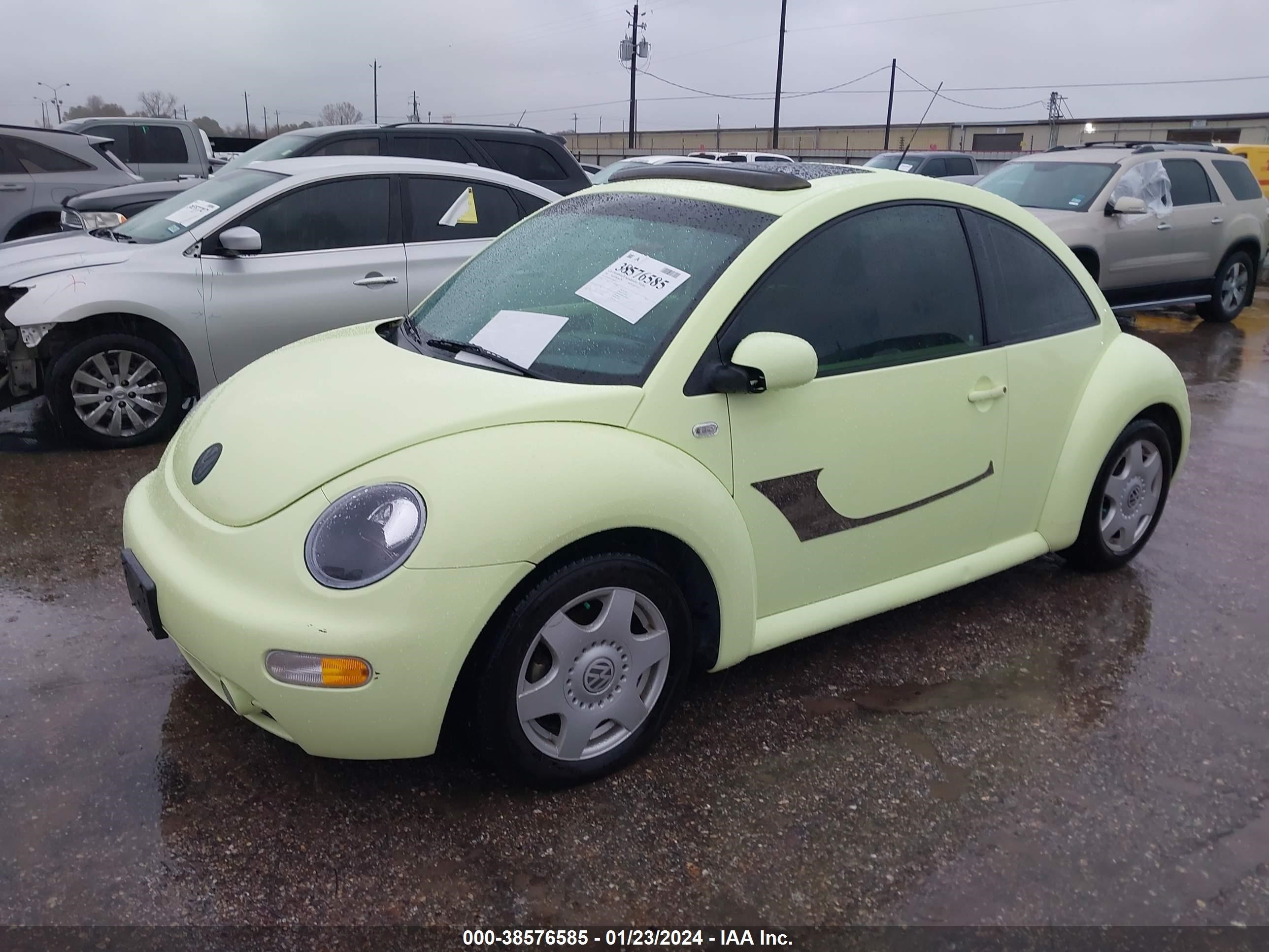 Photo 1 VIN: 3VWCB21C01M472075 - VOLKSWAGEN BEETLE 