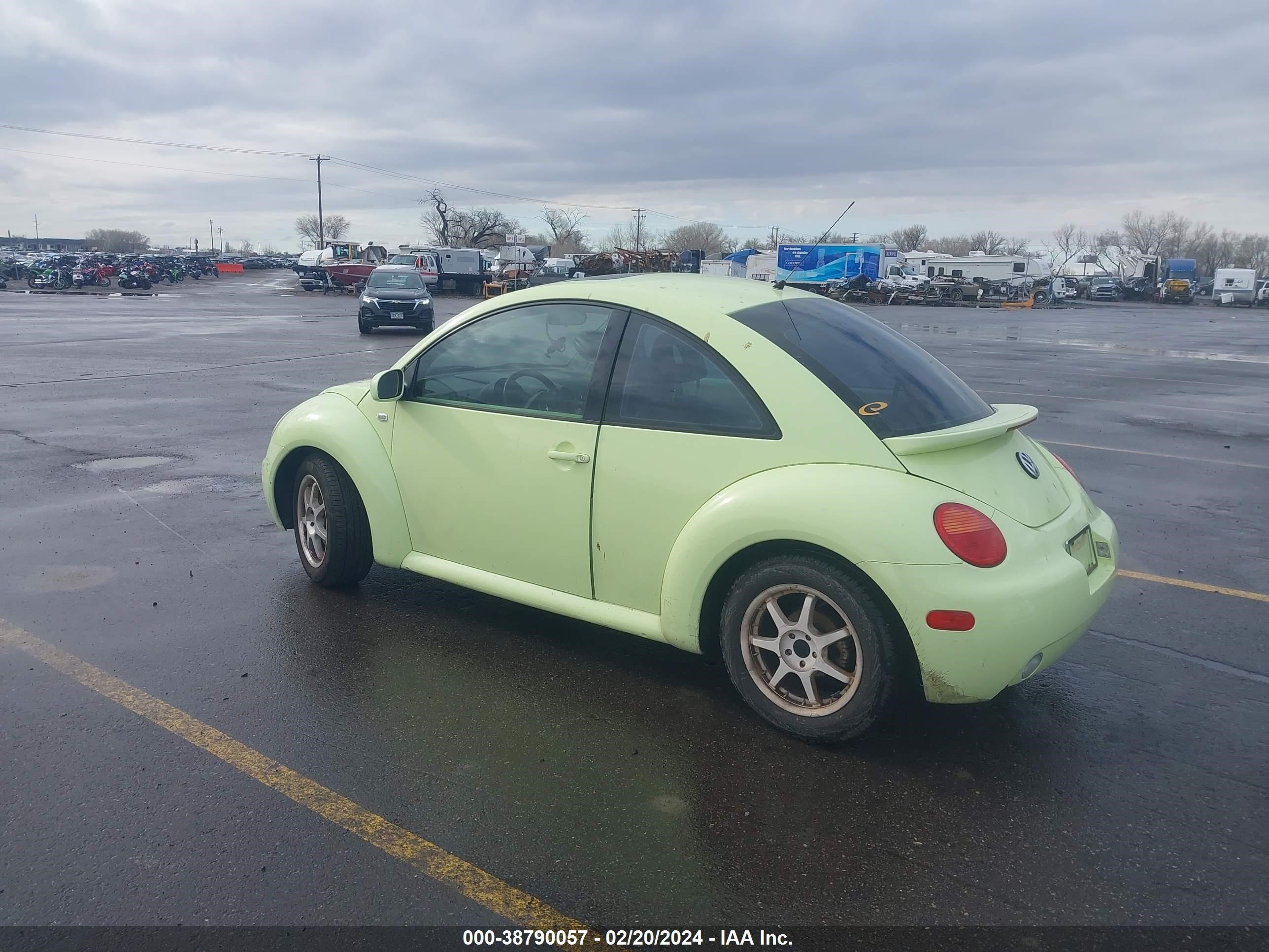 Photo 2 VIN: 3VWCB21C11M470609 - VOLKSWAGEN BEETLE 