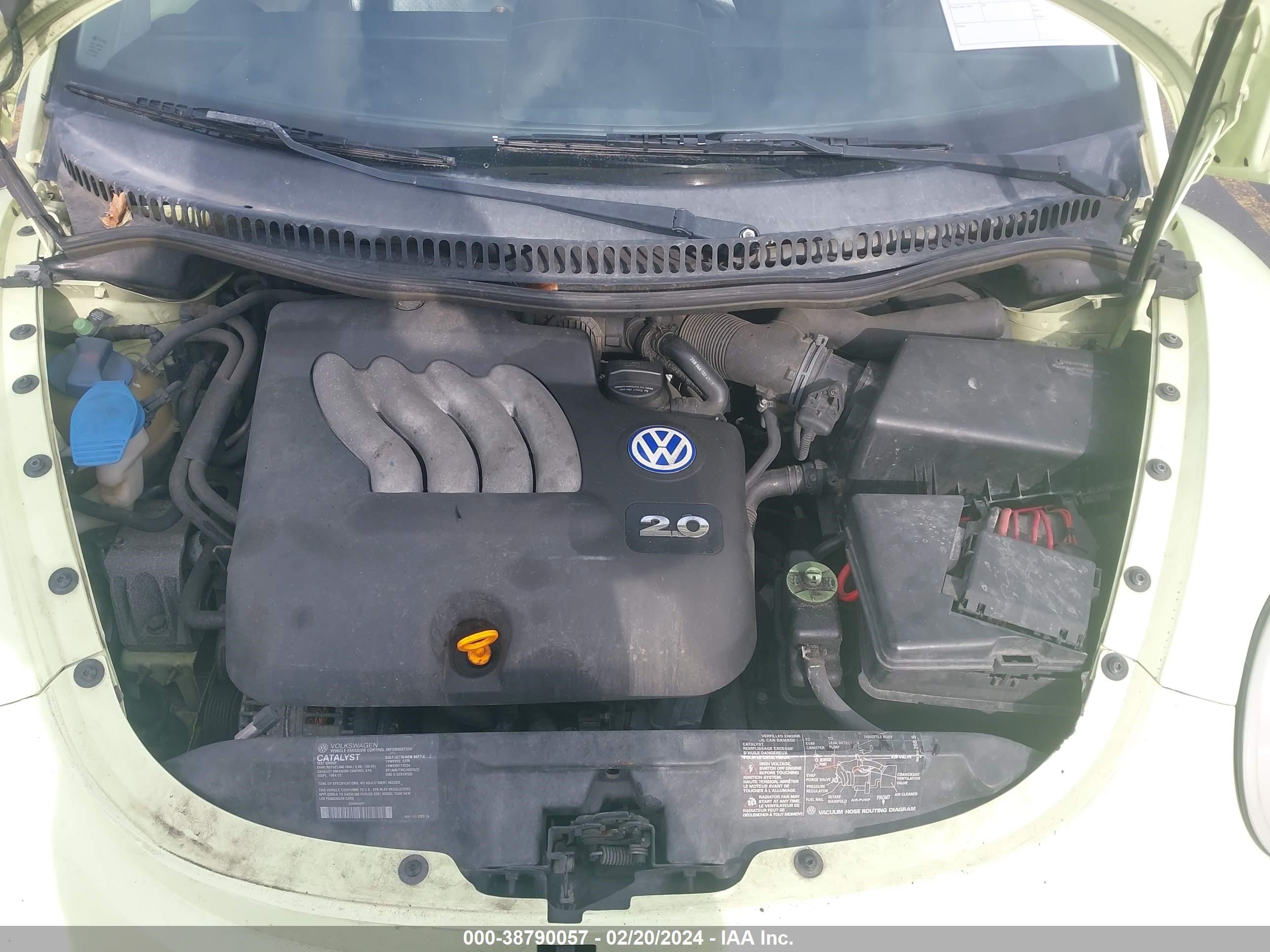 Photo 9 VIN: 3VWCB21C11M470609 - VOLKSWAGEN BEETLE 