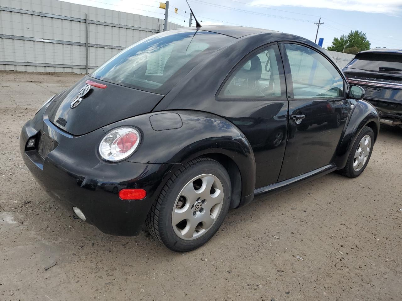 Photo 2 VIN: 3VWCB21C52M401679 - VOLKSWAGEN BEETLE 