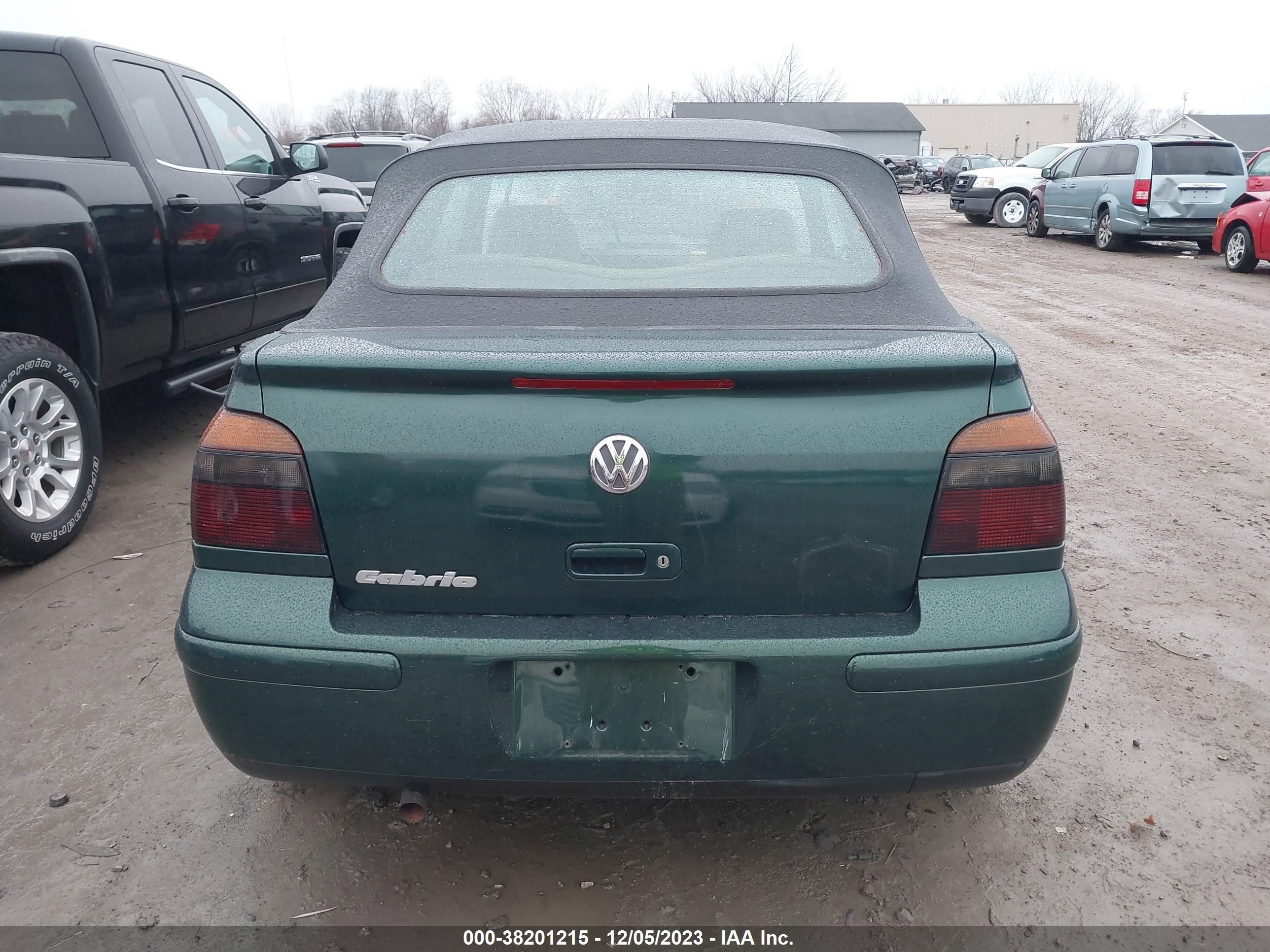 Photo 16 VIN: 3VWCB61E8XM815748 - VOLKSWAGEN NULL 