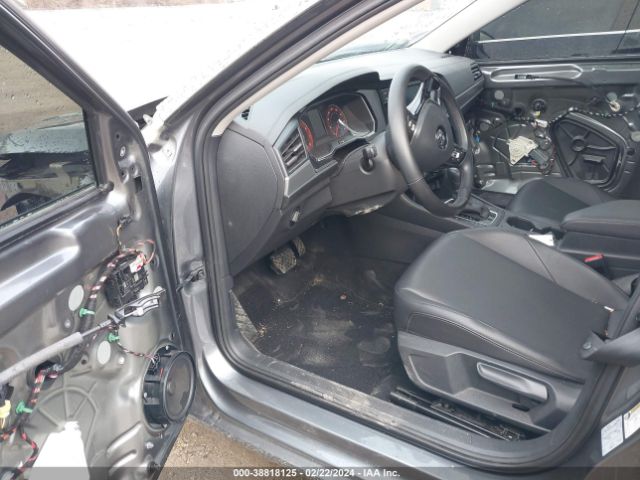 Photo 4 VIN: 3VWCB7BU0KM198107 - VOLKSWAGEN JETTA 