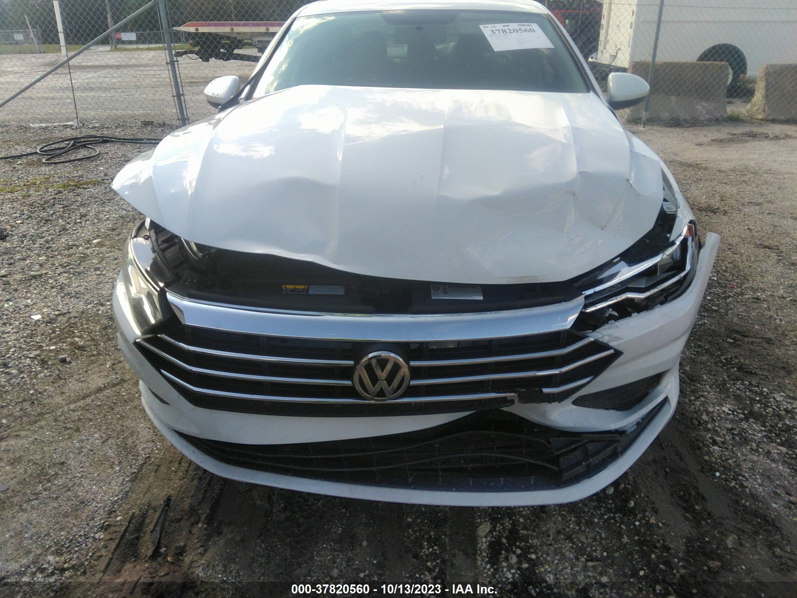 Photo 10 VIN: 3VWCB7BU1LM040683 - VOLKSWAGEN JETTA 