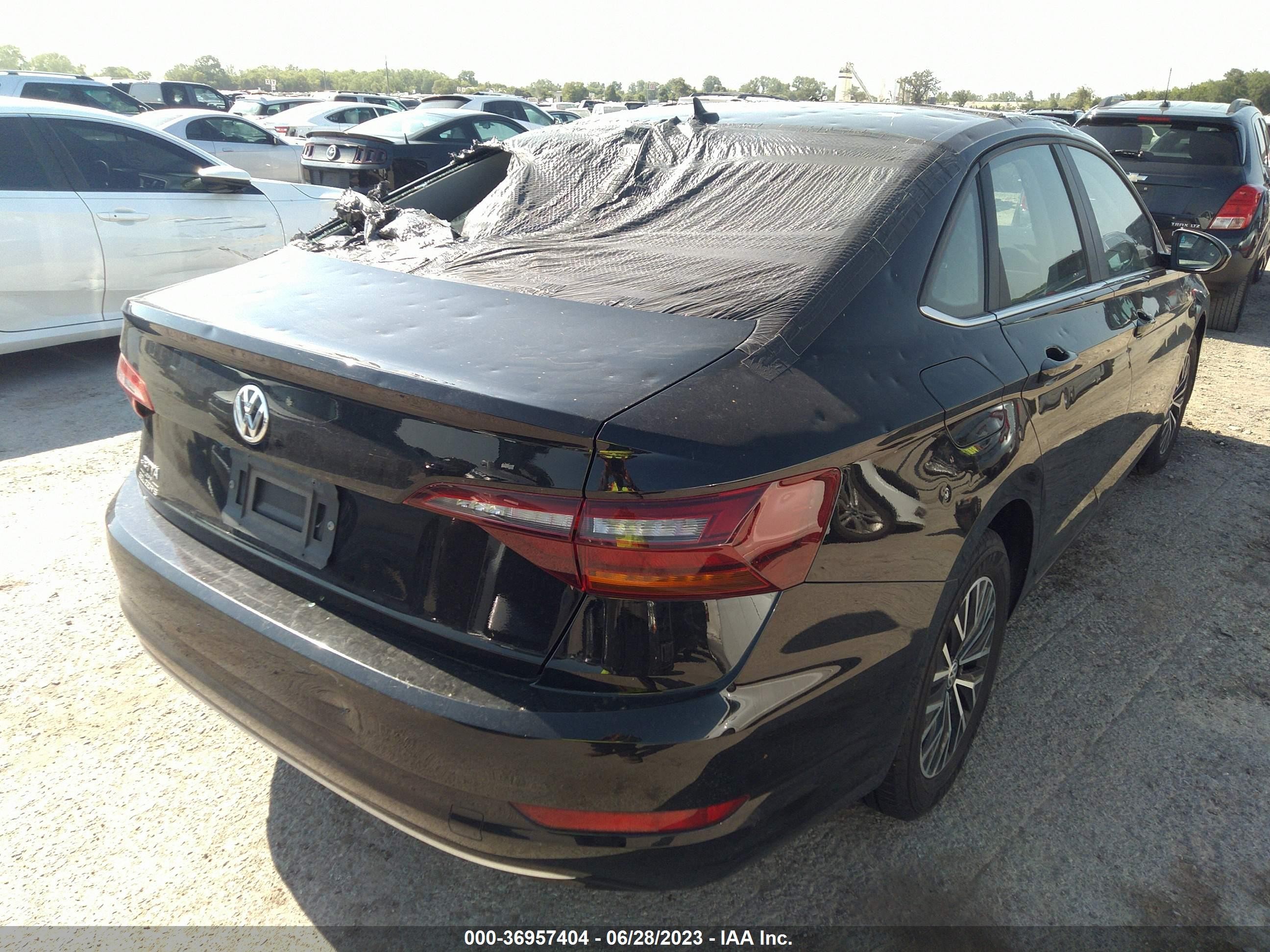 Photo 3 VIN: 3VWCB7BU2KM186010 - VOLKSWAGEN JETTA 