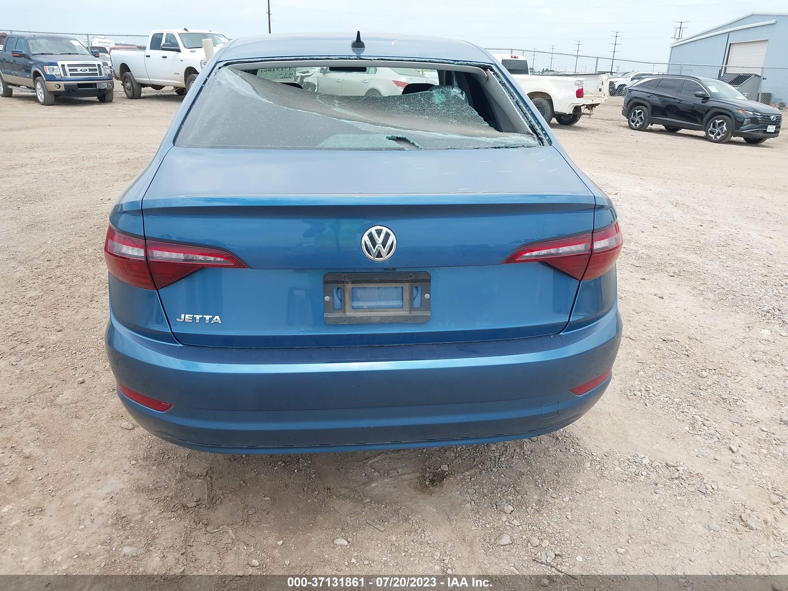 Photo 15 VIN: 3VWCB7BU2LM053989 - VOLKSWAGEN JETTA 