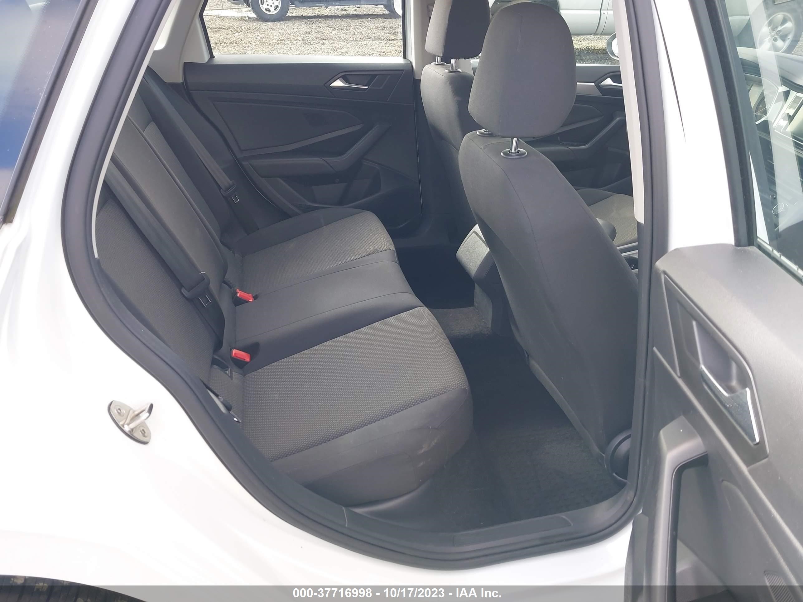 Photo 7 VIN: 3VWCB7BU3KM273902 - VOLKSWAGEN JETTA 