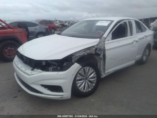 Photo 1 VIN: 3VWCB7BU4LM053895 - VOLKSWAGEN JETTA 