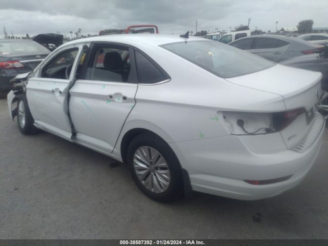 Photo 2 VIN: 3VWCB7BU4LM053895 - VOLKSWAGEN JETTA 