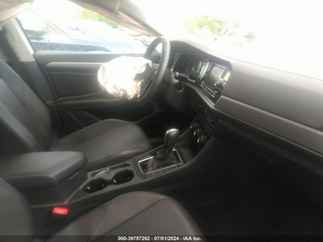 Photo 4 VIN: 3VWCB7BU5LM037866 - VOLKSWAGEN JETTA 