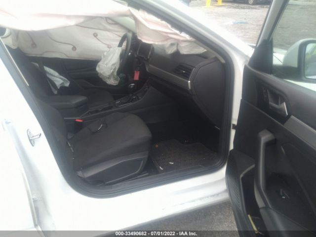 Photo 4 VIN: 3VWCB7BU6KM267818 - VOLKSWAGEN JETTA 