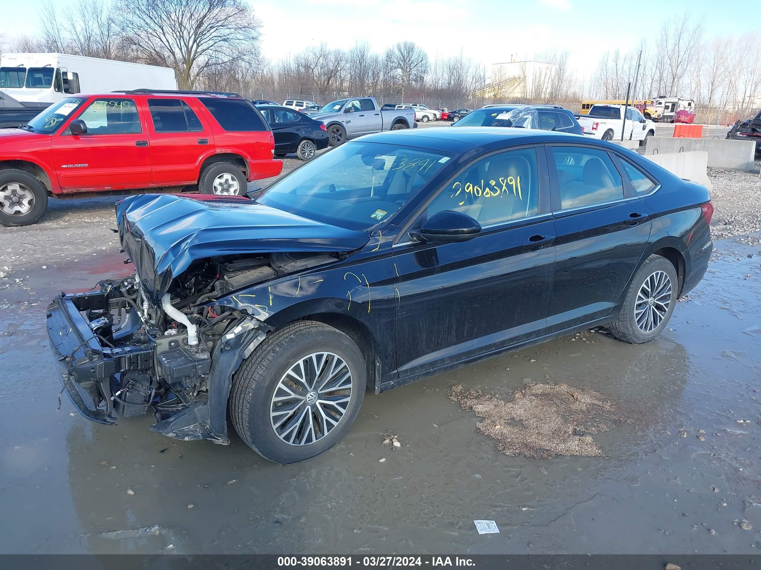 Photo 1 VIN: 3VWCB7BU7LM054703 - VOLKSWAGEN JETTA 