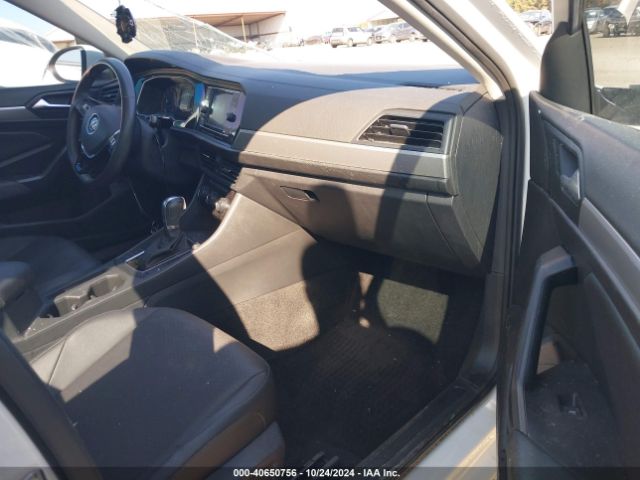 Photo 4 VIN: 3VWCB7BUXKM227967 - VOLKSWAGEN JETTA 