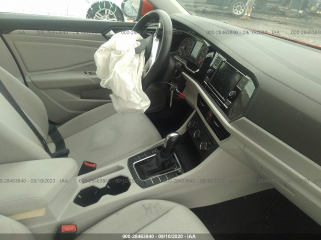 Photo 4 VIN: 3VWCB7BUXKM244266 - VOLKSWAGEN JETTA 