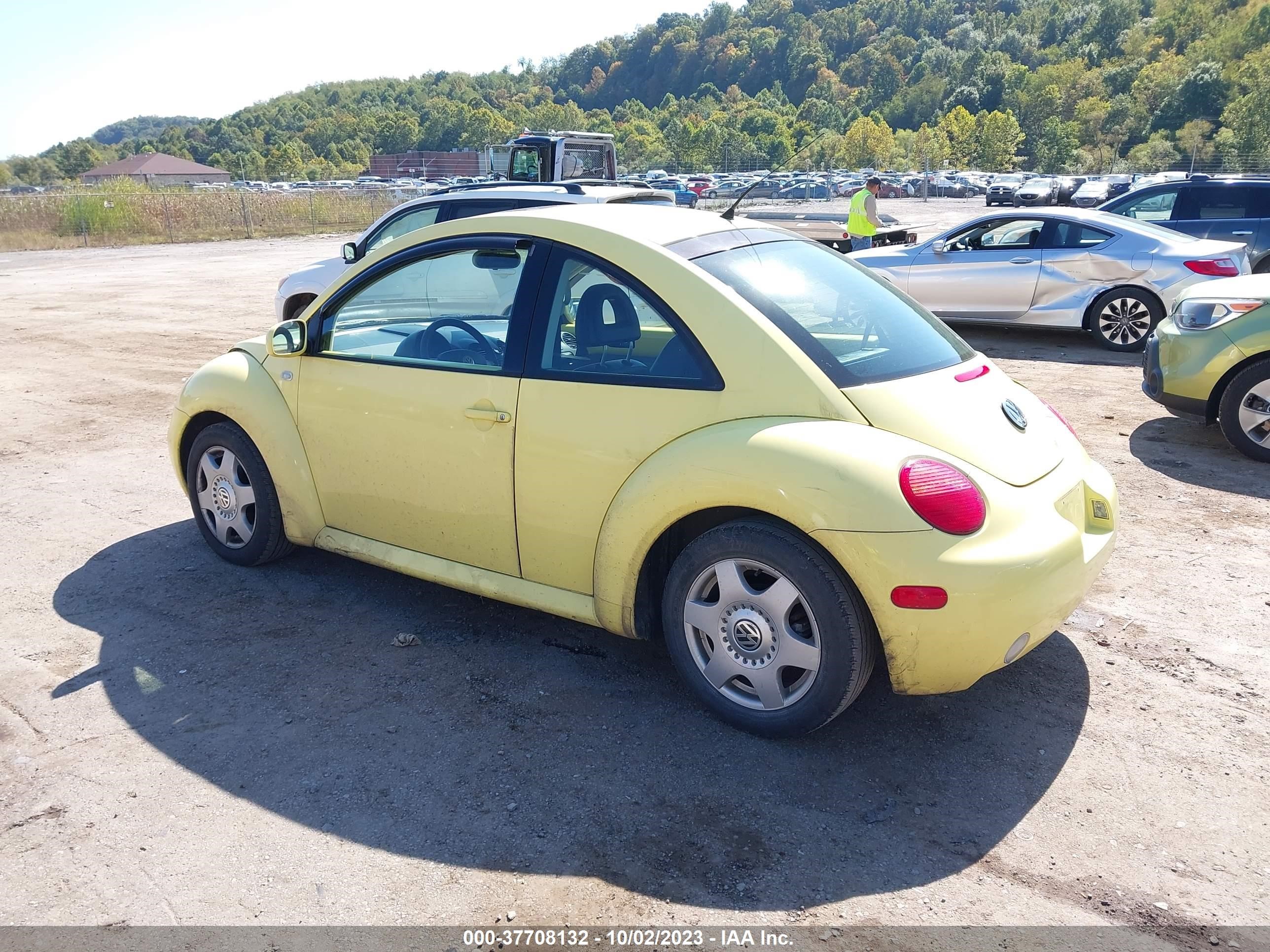 Photo 2 VIN: 3VWCC21C01M405697 - VOLKSWAGEN BEETLE 