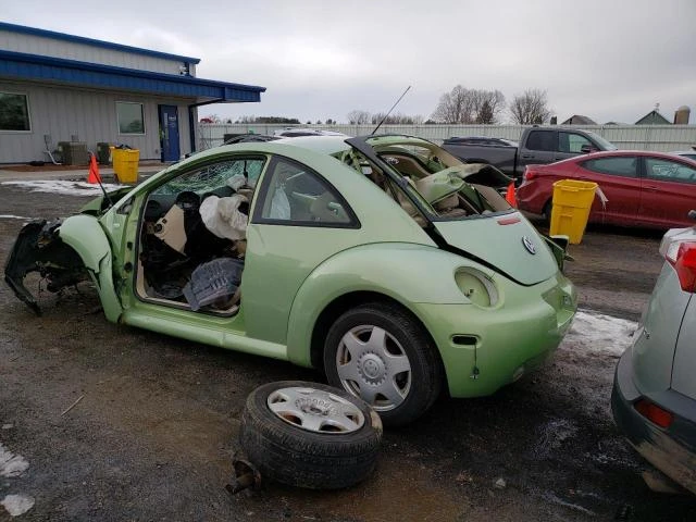 Photo 1 VIN: 3VWCC21CXYM453329 - VOLKSWAGEN NEW BEETLE 