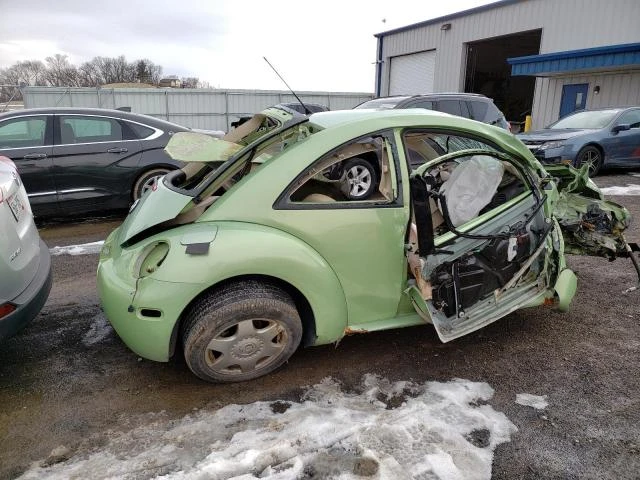 Photo 2 VIN: 3VWCC21CXYM453329 - VOLKSWAGEN NEW BEETLE 