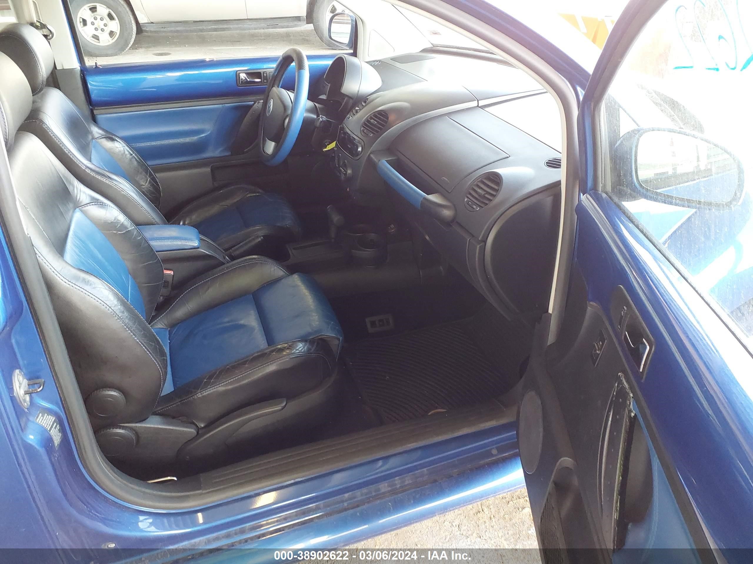 Photo 4 VIN: 3VWCD21C53M443989 - VOLKSWAGEN BEETLE 