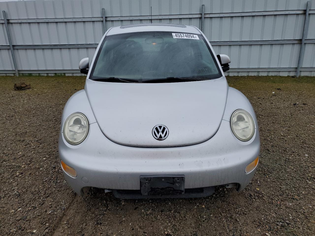 Photo 4 VIN: 3VWCD21C7YM441507 - VOLKSWAGEN BEETLE 