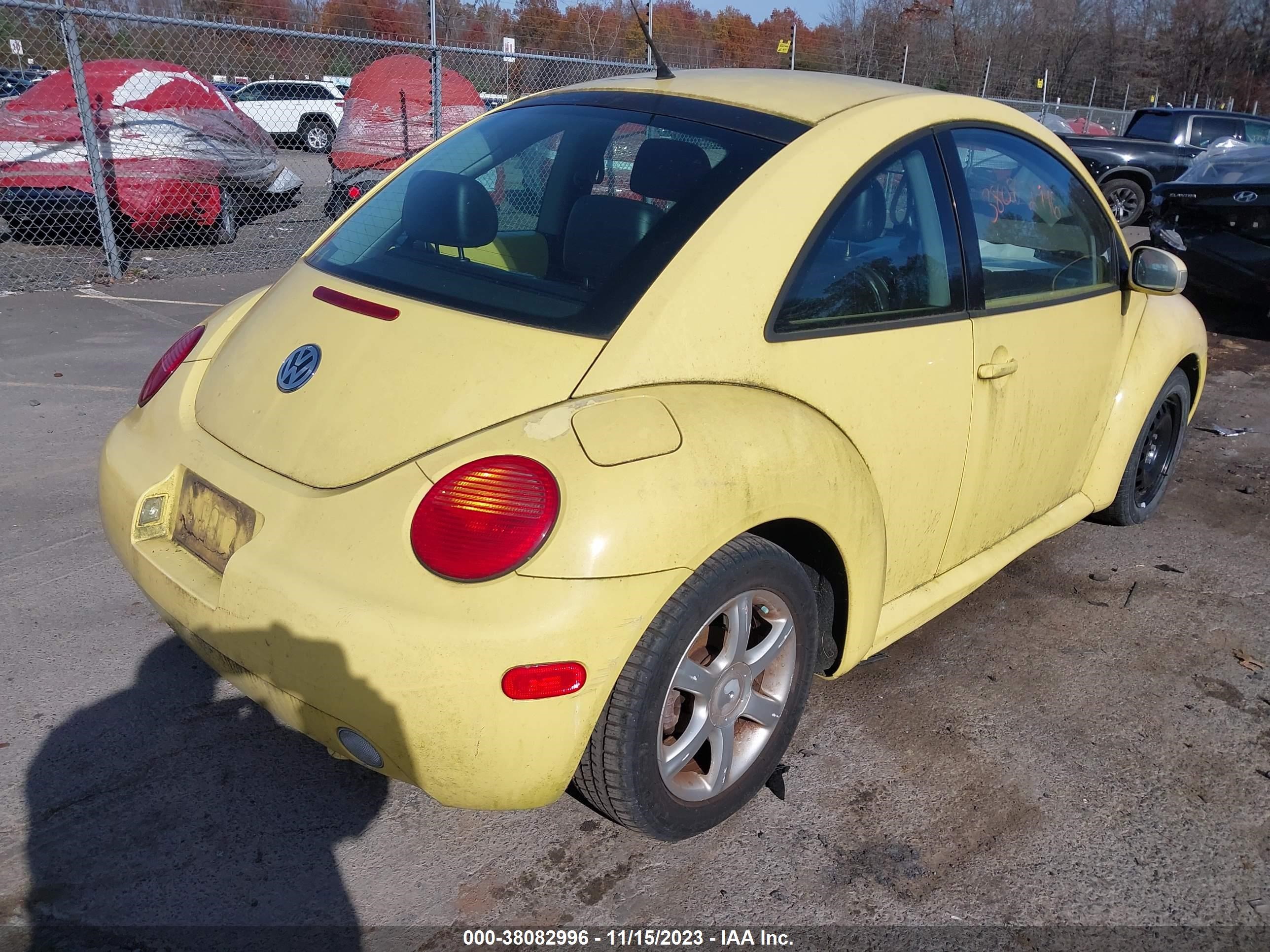 Photo 3 VIN: 3VWCD31C94M409013 - VOLKSWAGEN BEETLE 