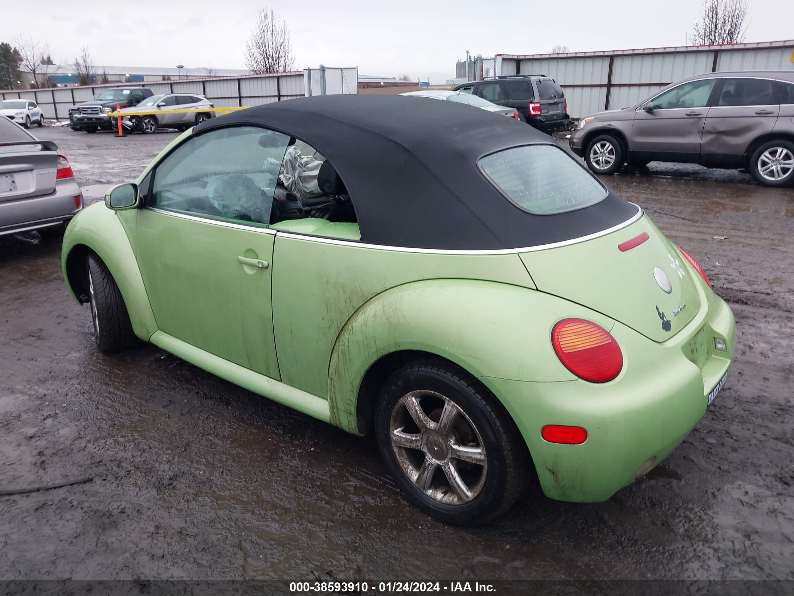 Photo 2 VIN: 3VWCD31Y15M317259 - VOLKSWAGEN BEETLE 