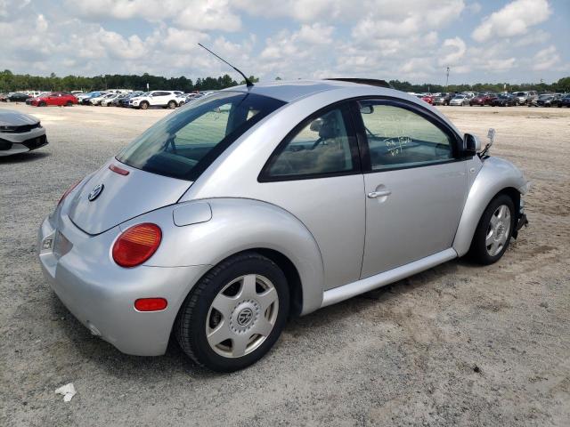 Photo 2 VIN: 3VWCF21C5YM488920 - VOLKSWAGEN NEW BEETLE 