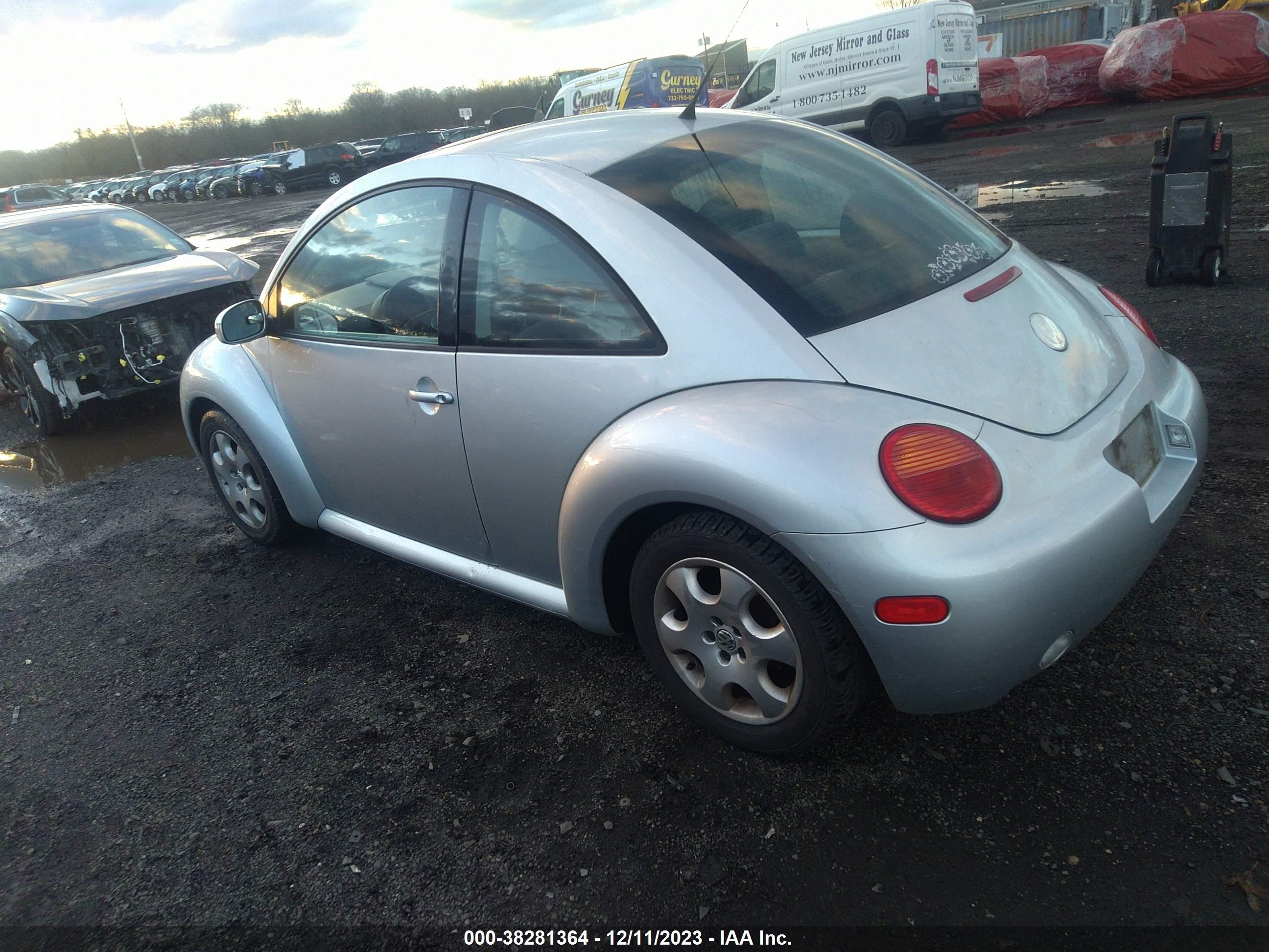 Photo 2 VIN: 3VWCK21C03M439676 - VOLKSWAGEN BEETLE 