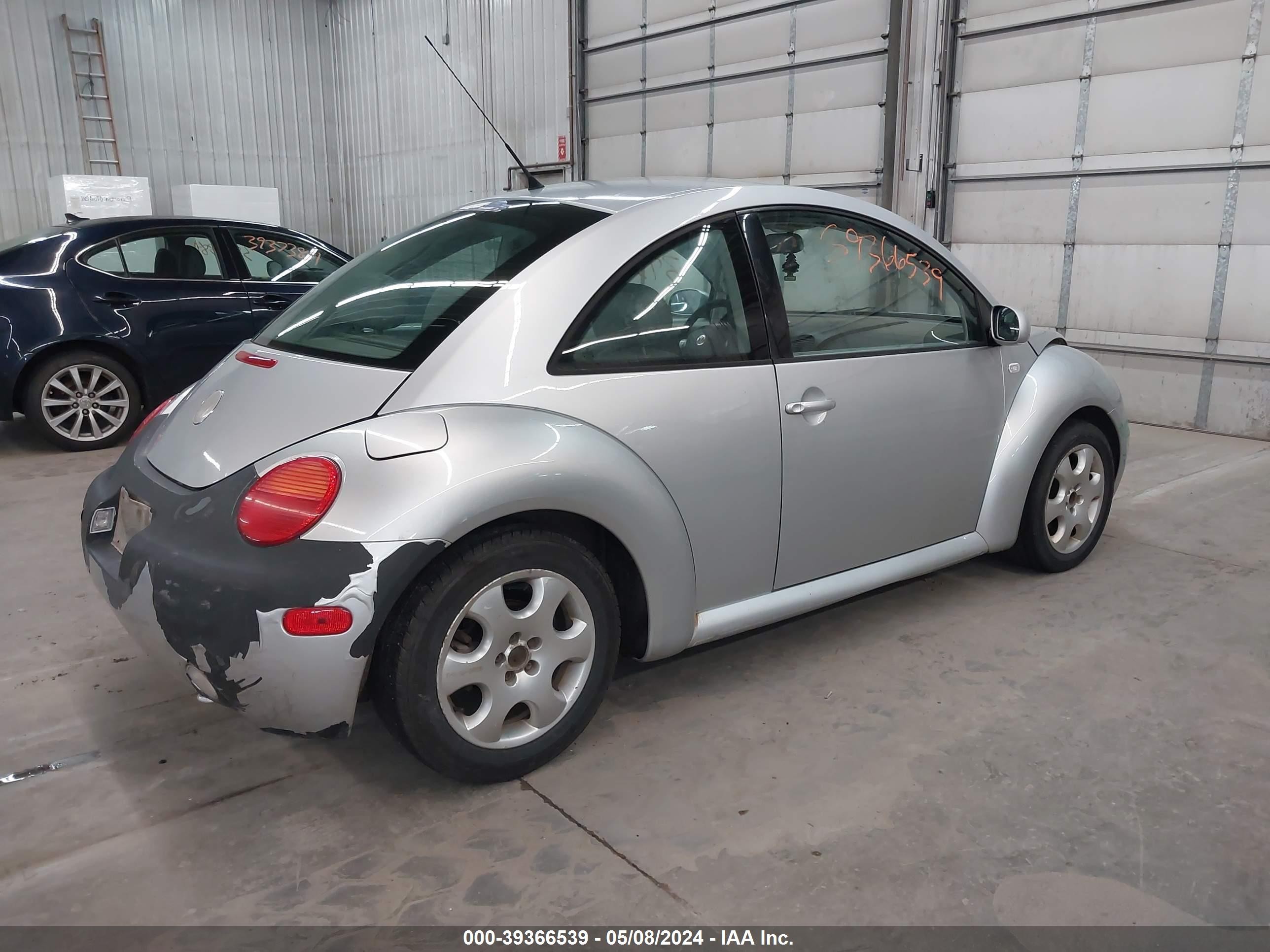 Photo 3 VIN: 3VWCK21C33M402122 - VOLKSWAGEN BEETLE 