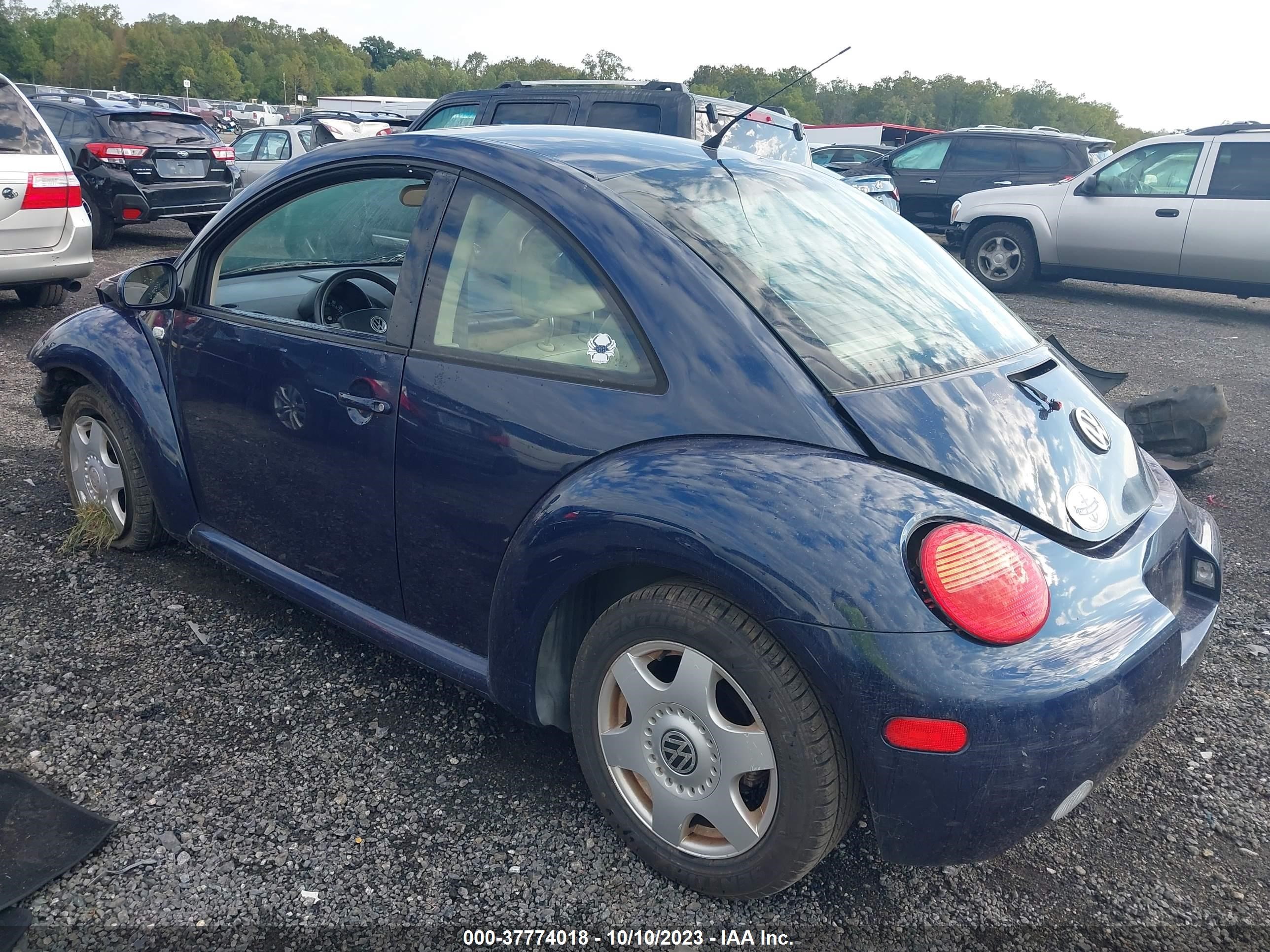 Photo 2 VIN: 3VWCK21C71M434746 - VOLKSWAGEN BEETLE 