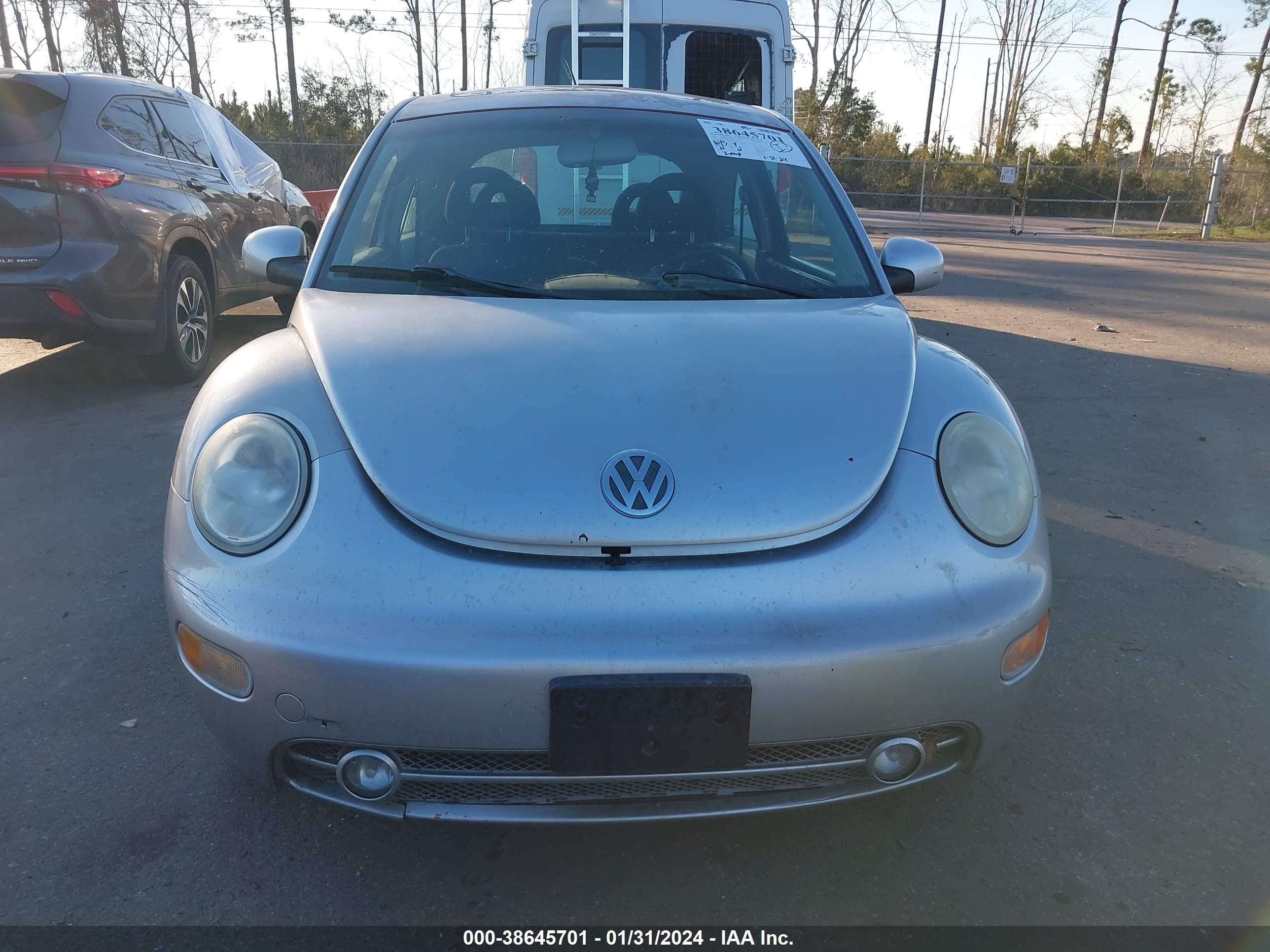 Photo 5 VIN: 3VWCK21C81M471255 - VOLKSWAGEN BEETLE 